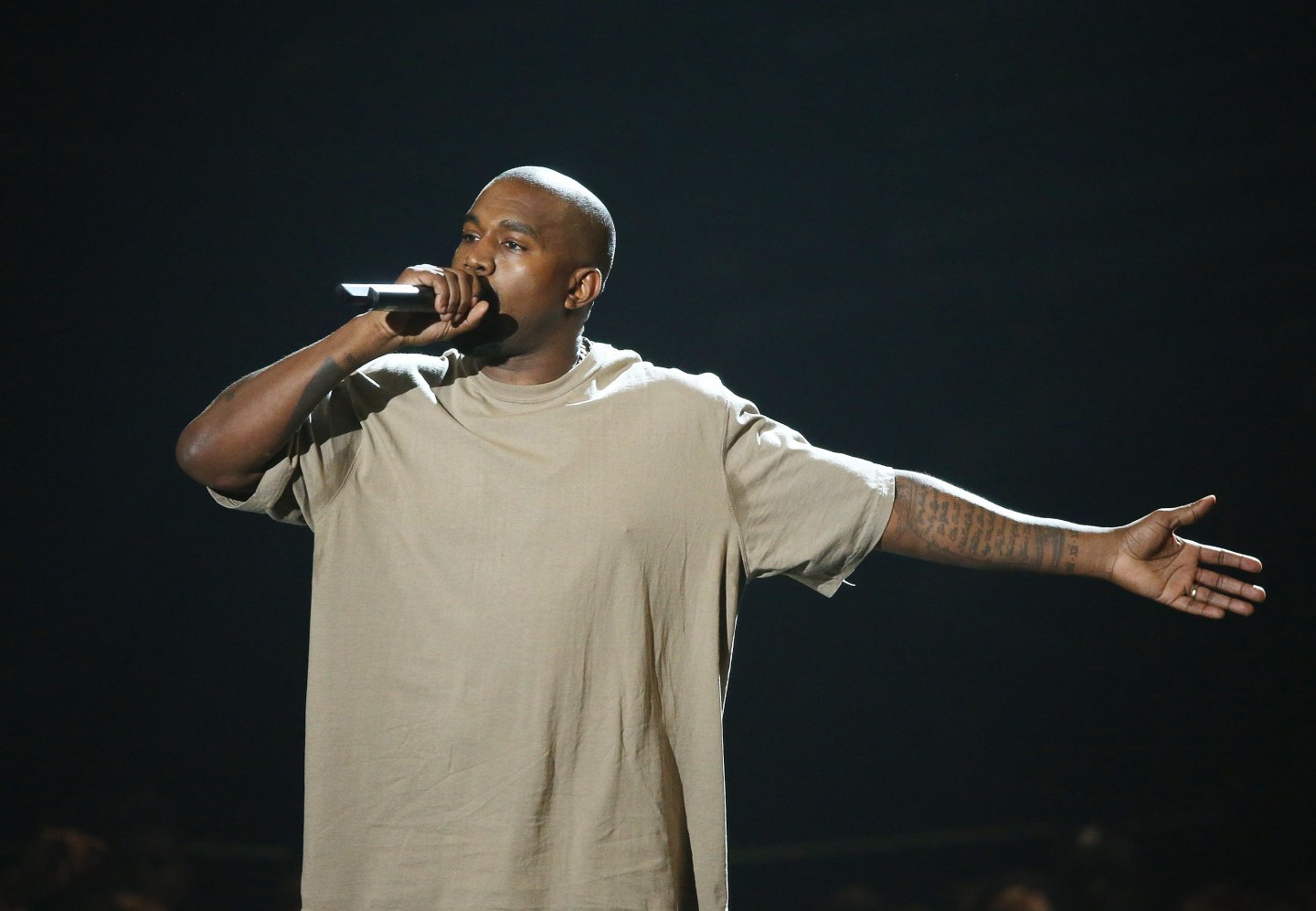 2015 MTV Video Music Awards - Show