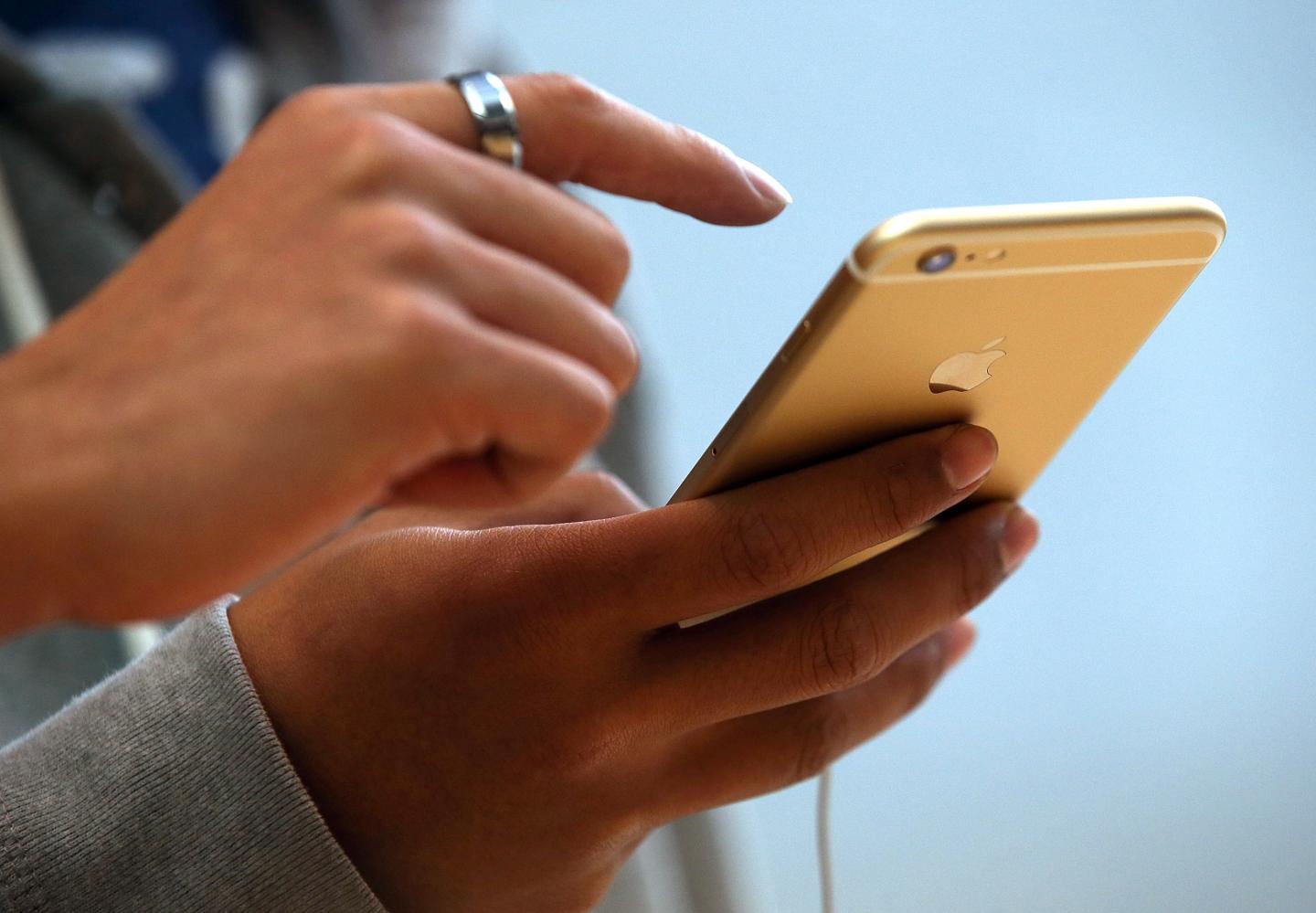 How to Use a ‘Glitch’ to Speed Up Your iPhone