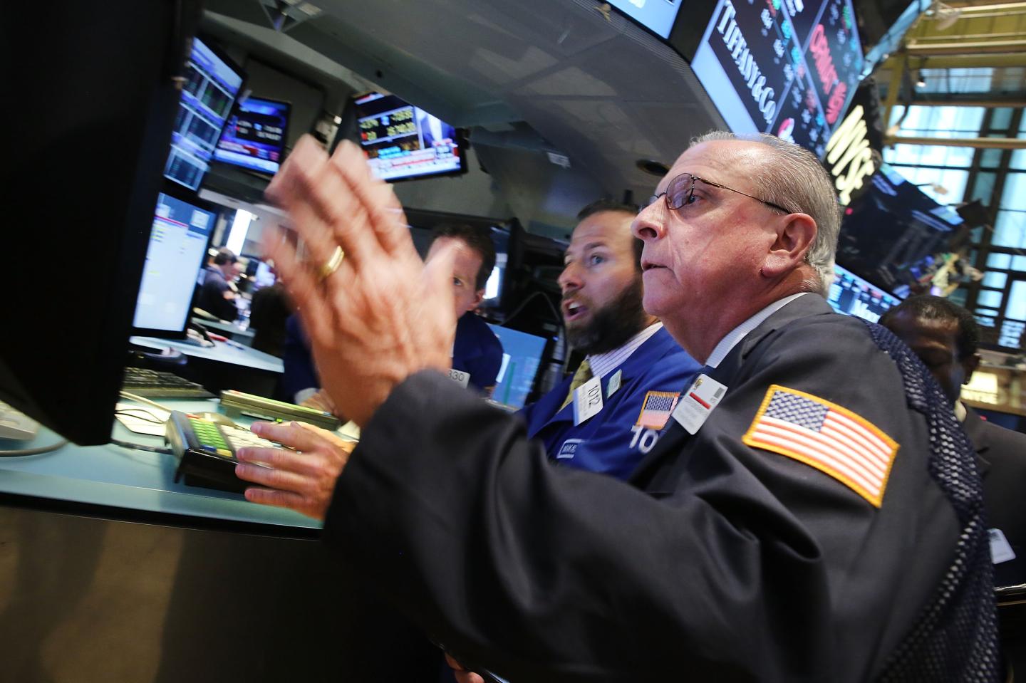 Global Markets Continue Last Week's Steep Decline