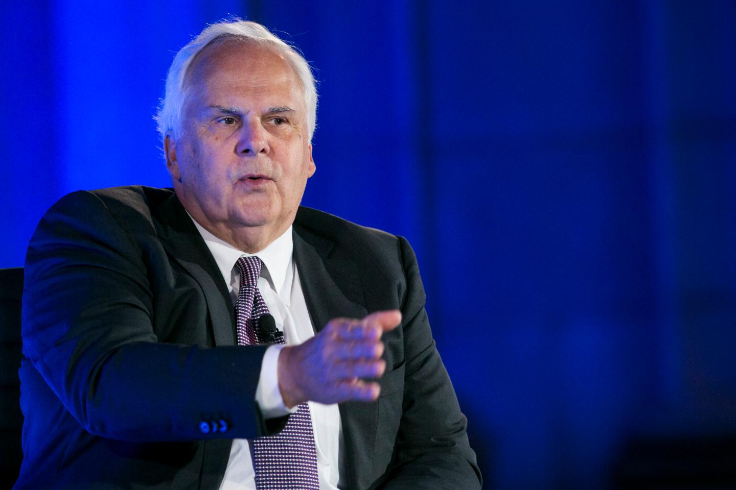 DC: FedEx CEO Fred Smith
