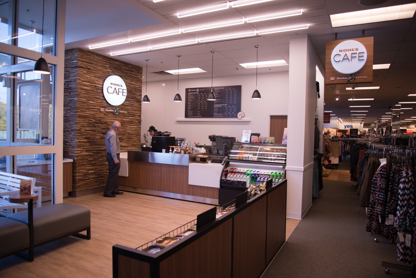 Kohl’s testing small cafes in bid to stir up shopper traffic