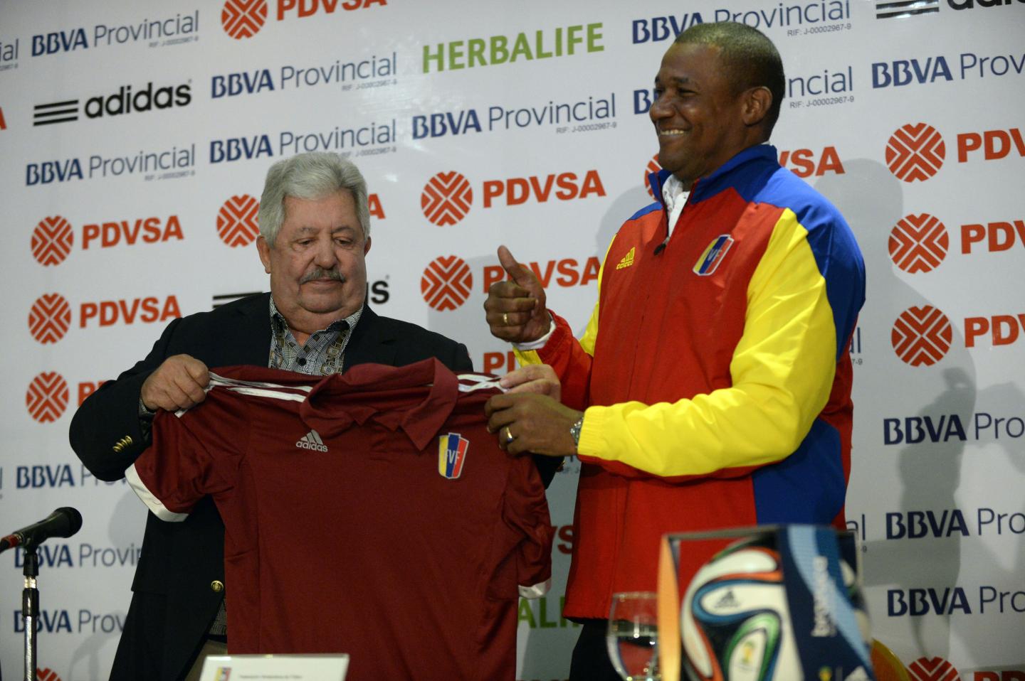 FBL-VENEZUELA-COACH-SANVICENTE