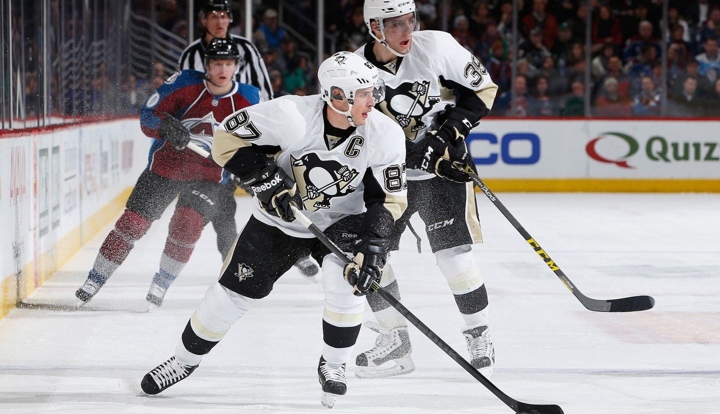Pittsburgh Penguins v Colorado Avalanche