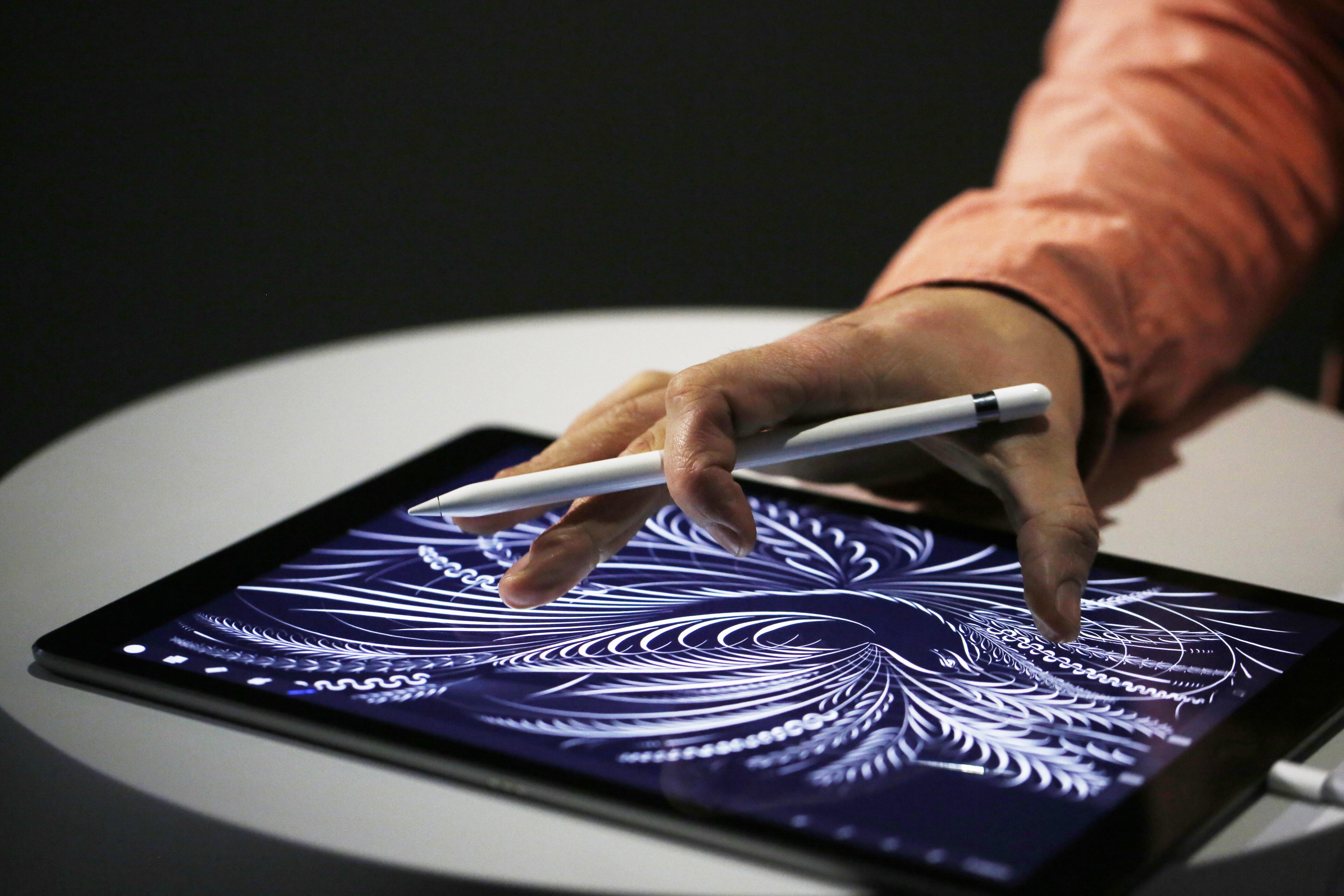 Apple Unveils New Versions Of iPhone 6, Apple TV