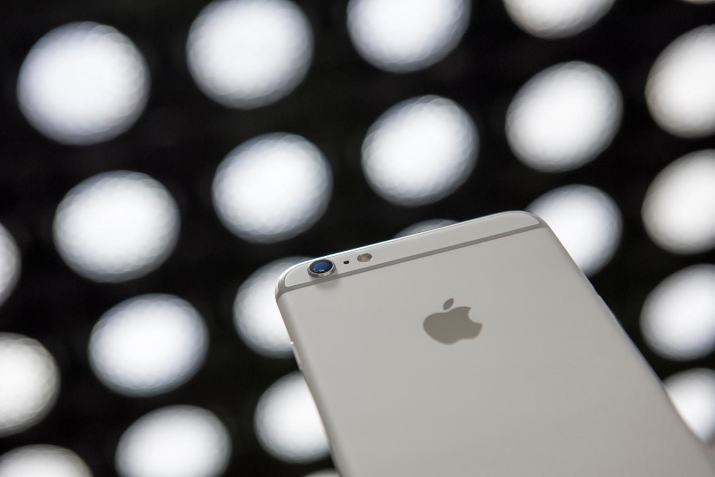 Apple Unveils New IPhones, IPad And Apple TV With Touch Remote