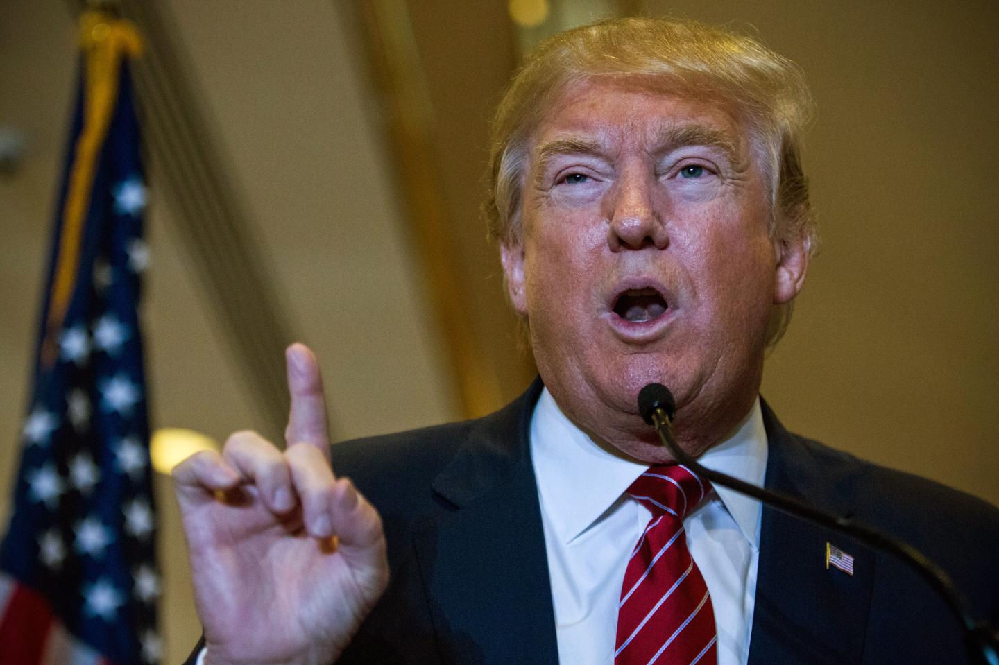 NEW YORK, NY - SEPTEMBER 28:  Republican presidential hopeful Donald Trump gives a speech outlining his vision for tax reform at his skyscraper on Fifth Avenue on September 28, 2015 in New York City. Under the plan there would be four tax categories, with people earning less than $25,000 per year paying 0% tax.  (Photo by Andrew Burton/Getty Images)