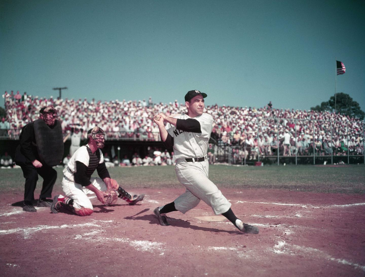 Yogi Berra Meets The Upcoming Cast Of Broadway's "Bronx Bombers"