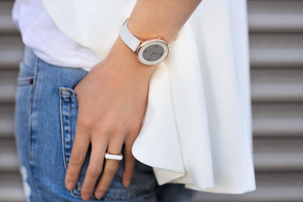 Meet Pebble Time Round, the company’s first circular smartwatch