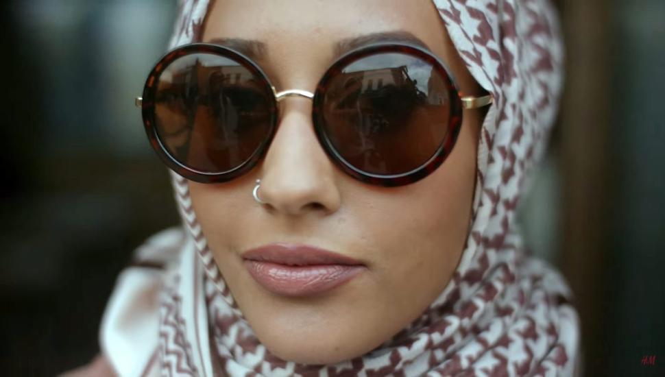 H&M’s newest ad campaign features a model wearing a hijab