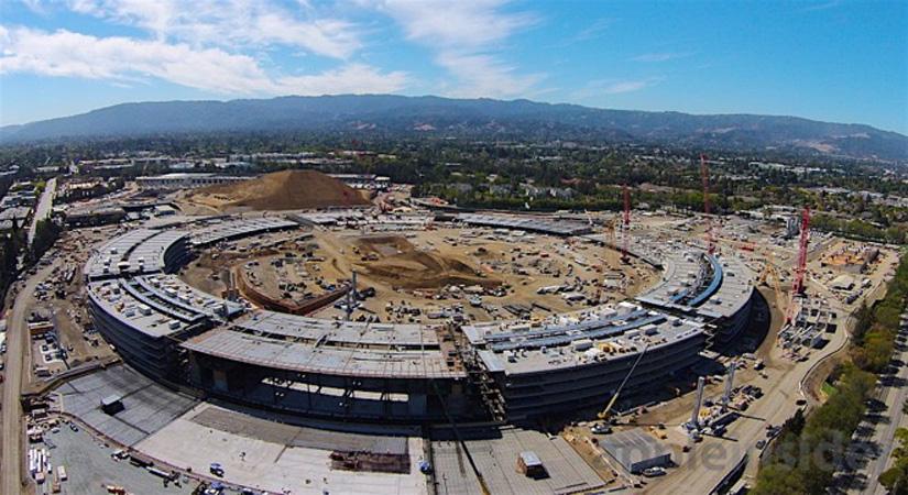New Apple Spaceship video: Five of 9 sections now have roofs