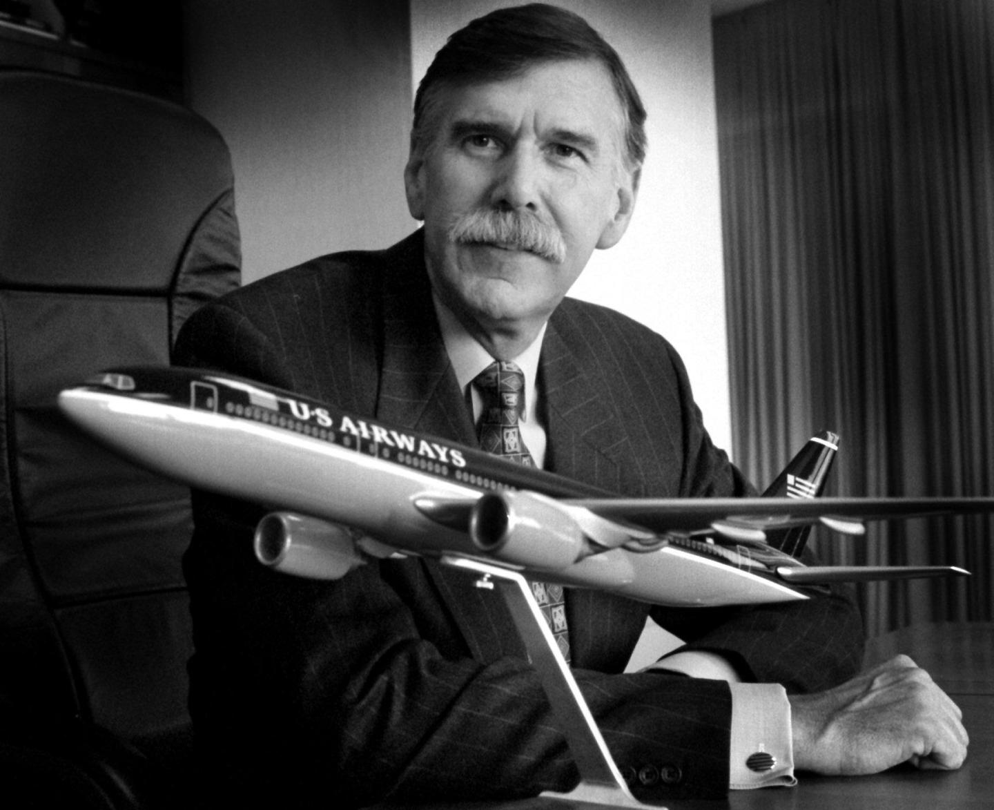 03/31/98 - USAirways Coprporate Offices - Crystal City - US Airways Group President Stephen Wolf. -