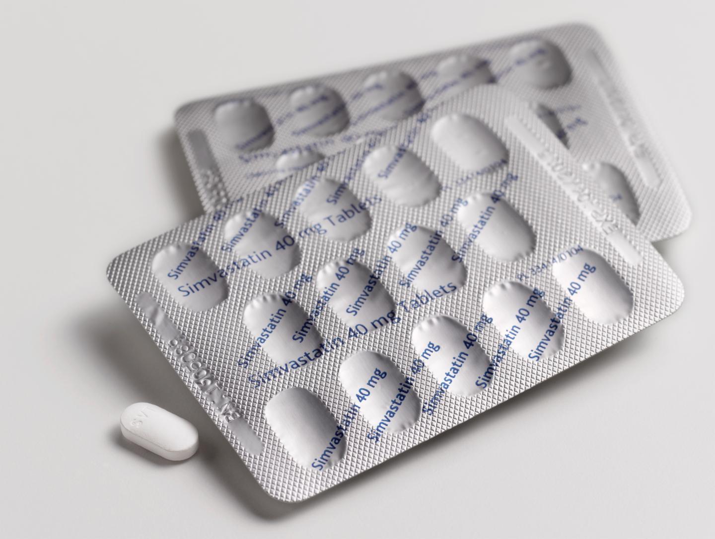 Cholesterol lowering pill