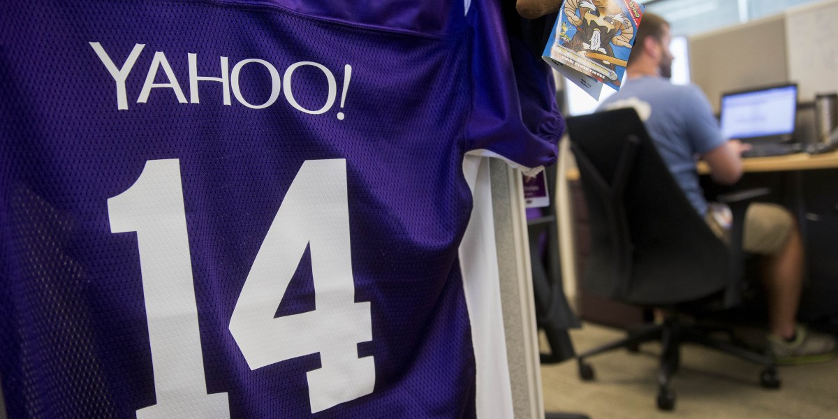 Why Yahoo May Sell, in Three Charts | Fortune