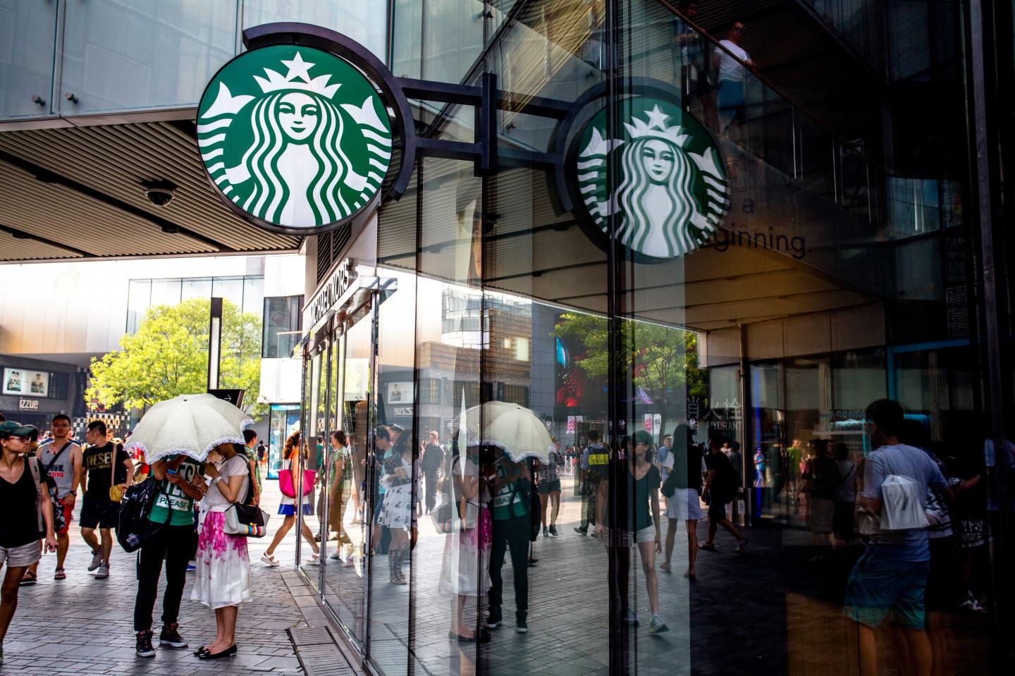 A Starbucks cafe in Sanlitun.  For the third quarter of 2015