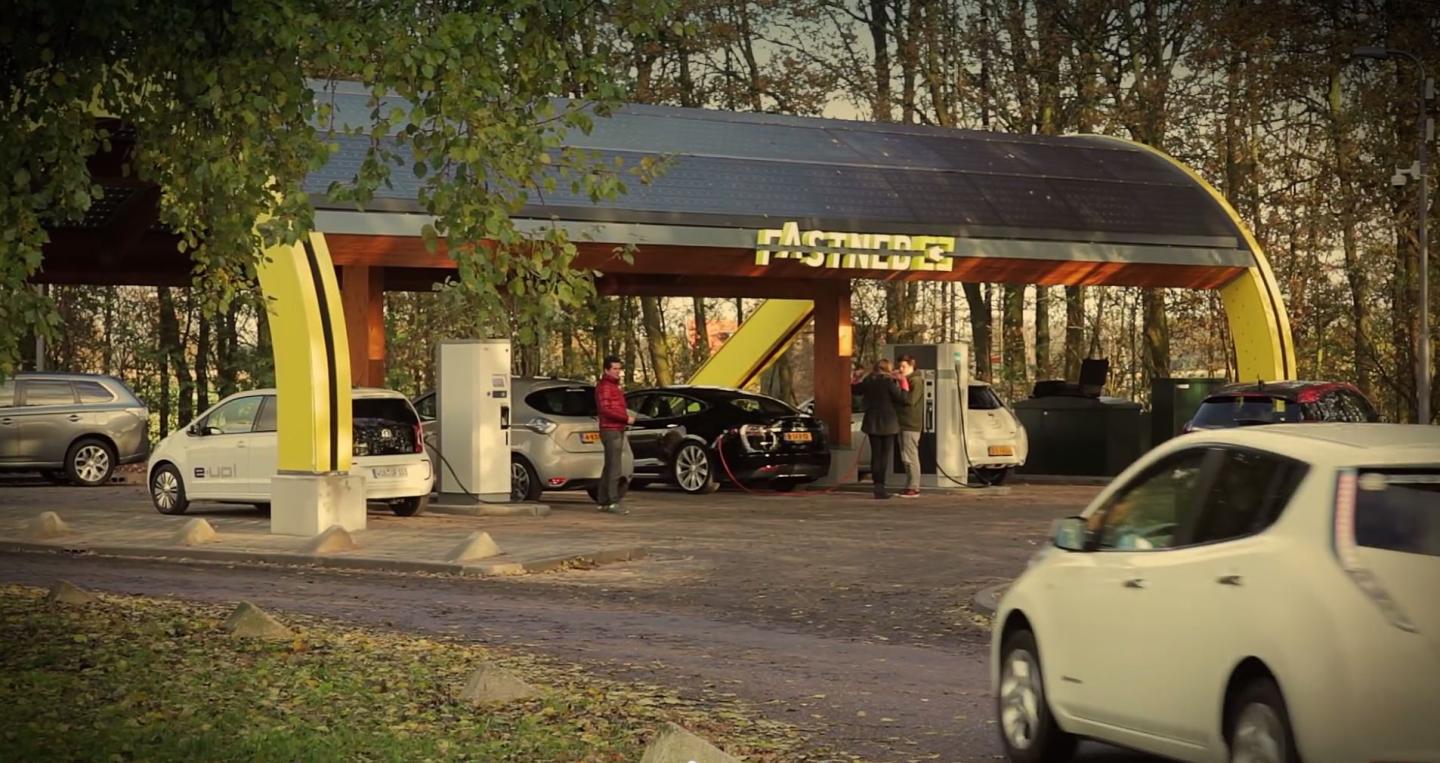 Cloud computing will keep these electric vehicle chargers humming