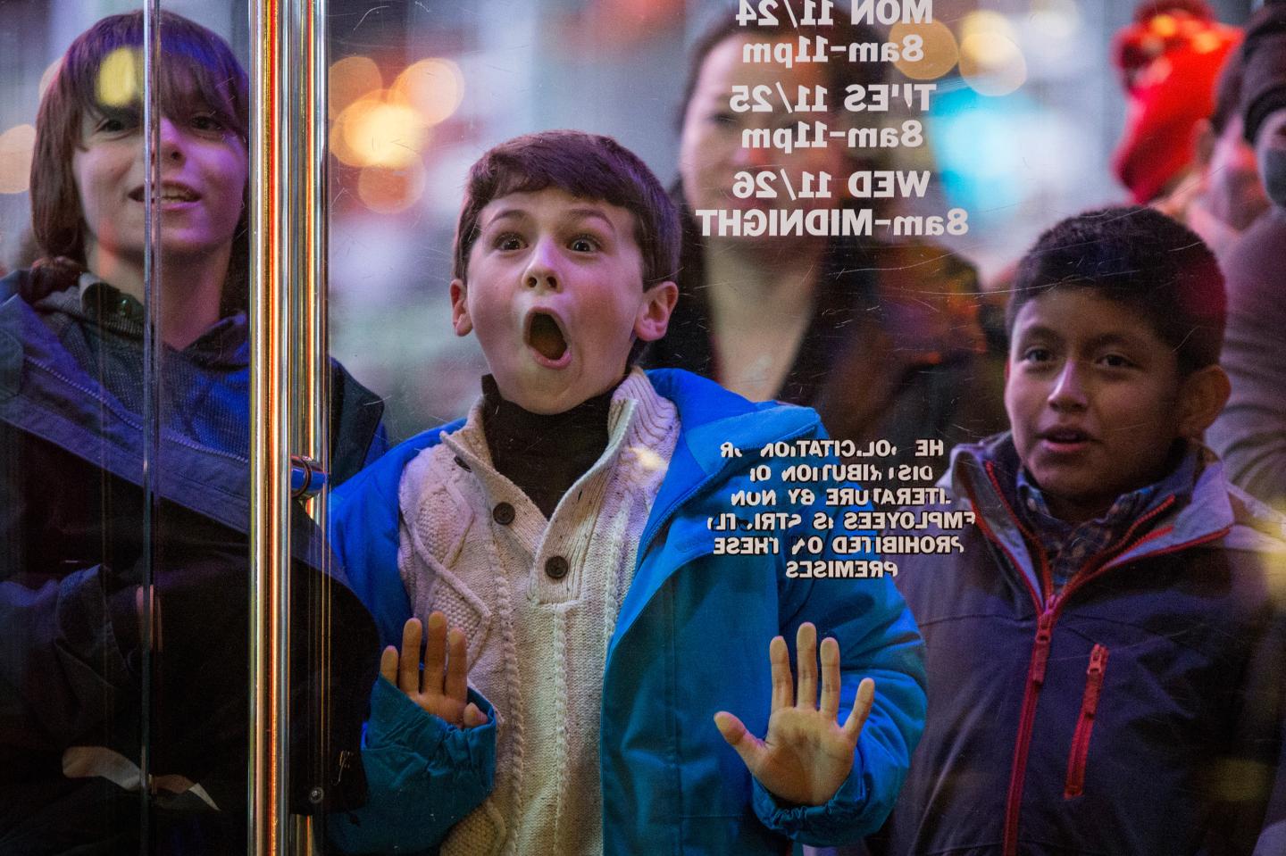 Black Friday Shopping Begins On Thanksgiving Evening