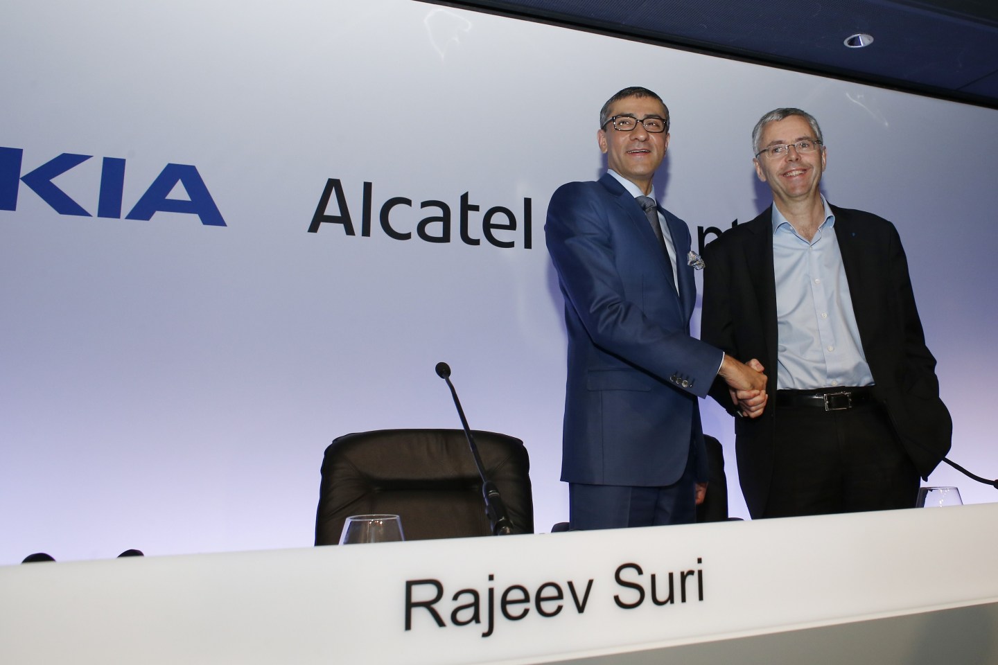 FRANCE-FINLAND-TELECOM-ALCATEL-NOKIA