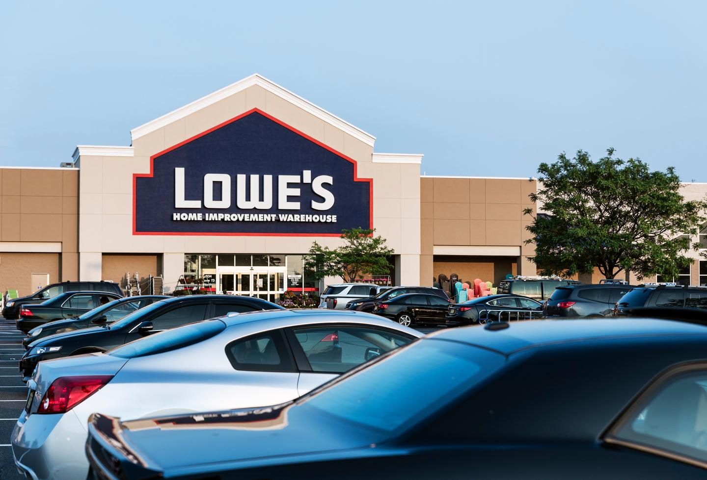 Lowe's home improvement superstore