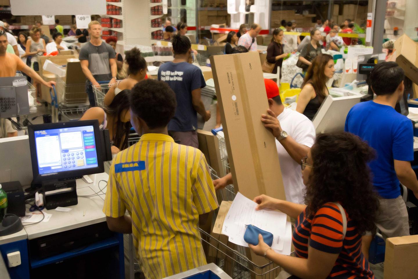 Here Are All the Stores That Will Be Closed on Thanksgiving 2017