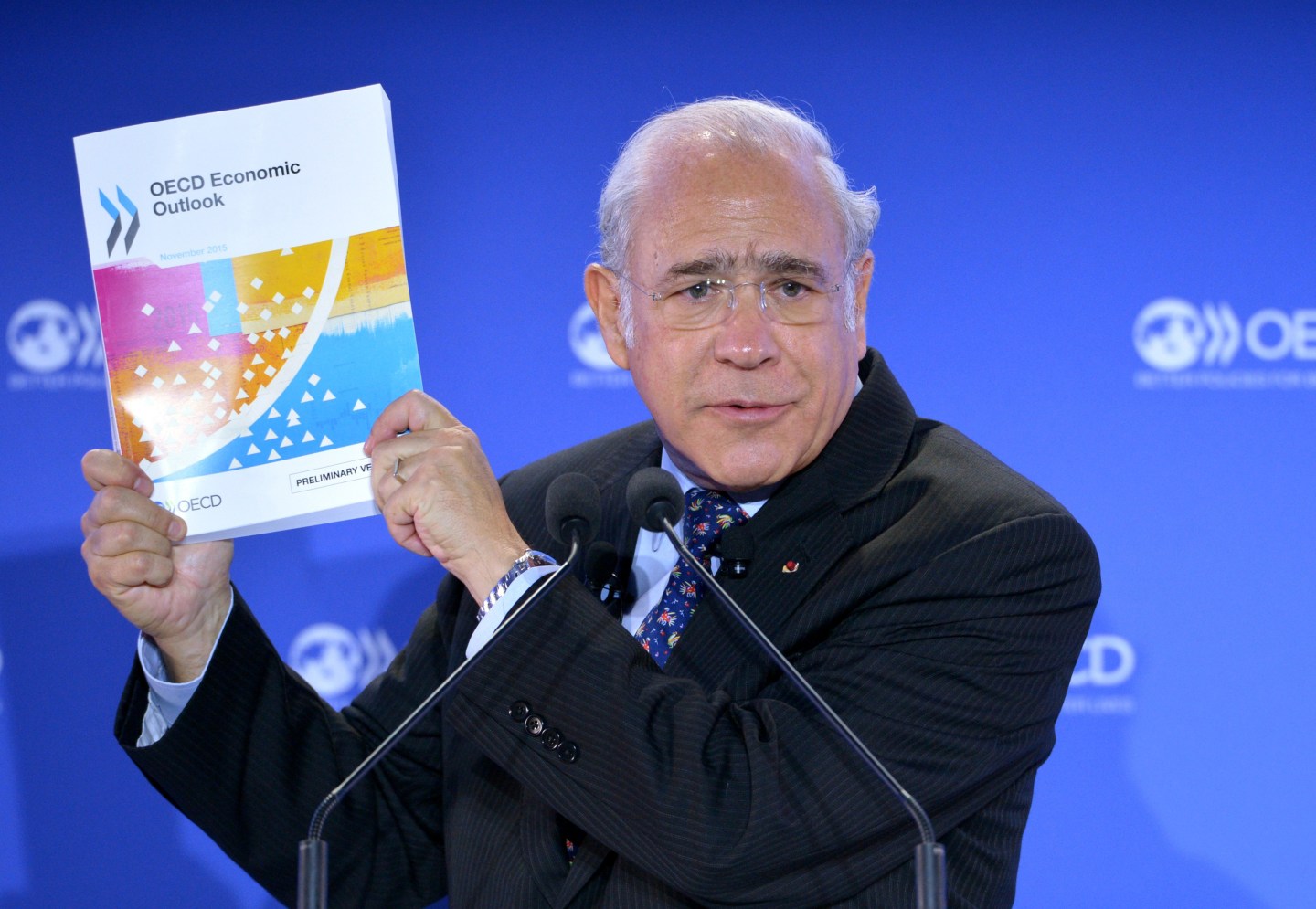 Secretary General Angel Gurría presents the OECD Economic Outlook in Paris Monday.