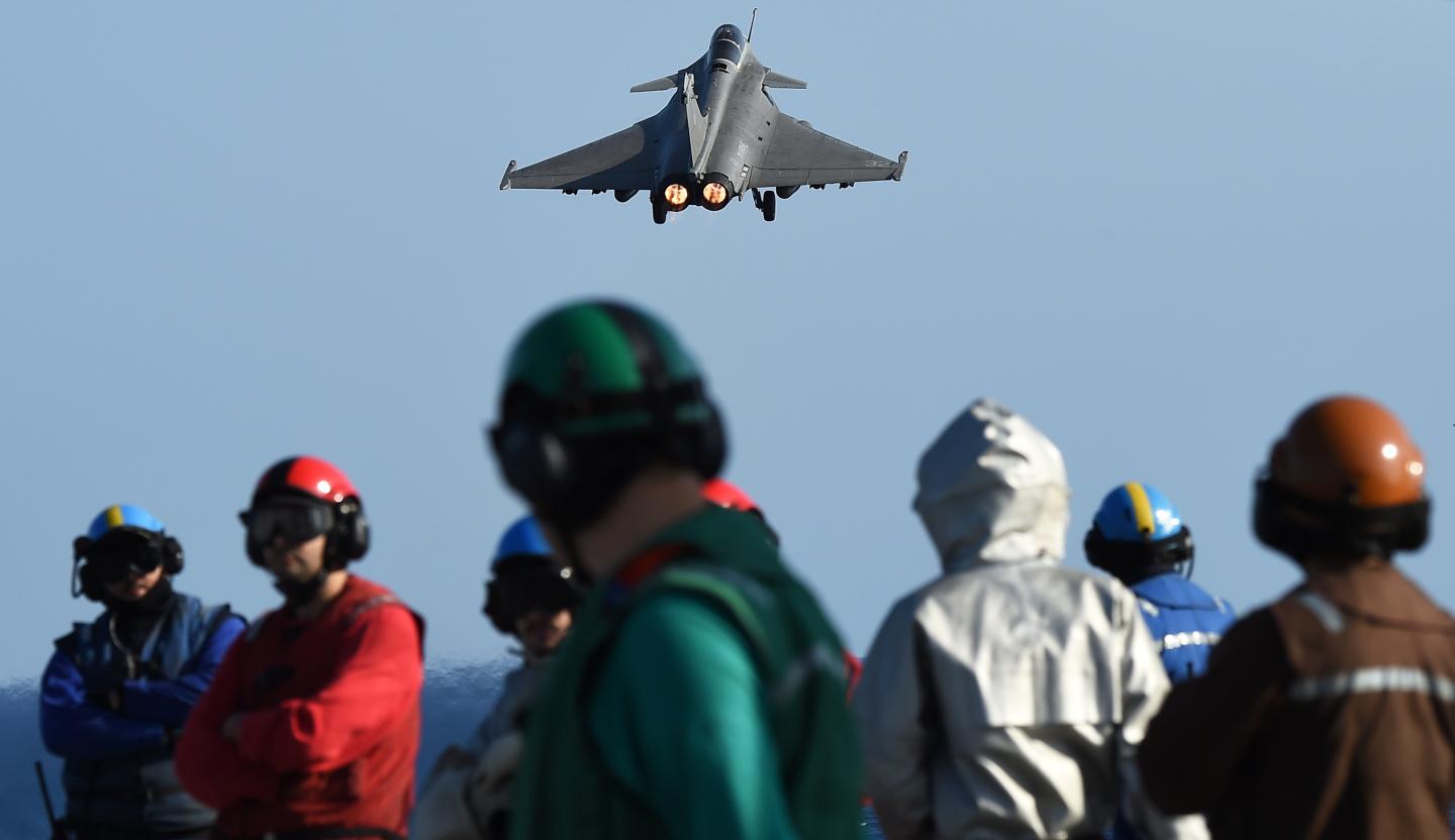 FRANCE-ATTACKS-DEFENCE-CONFLICT-SYRIA-IRAQ