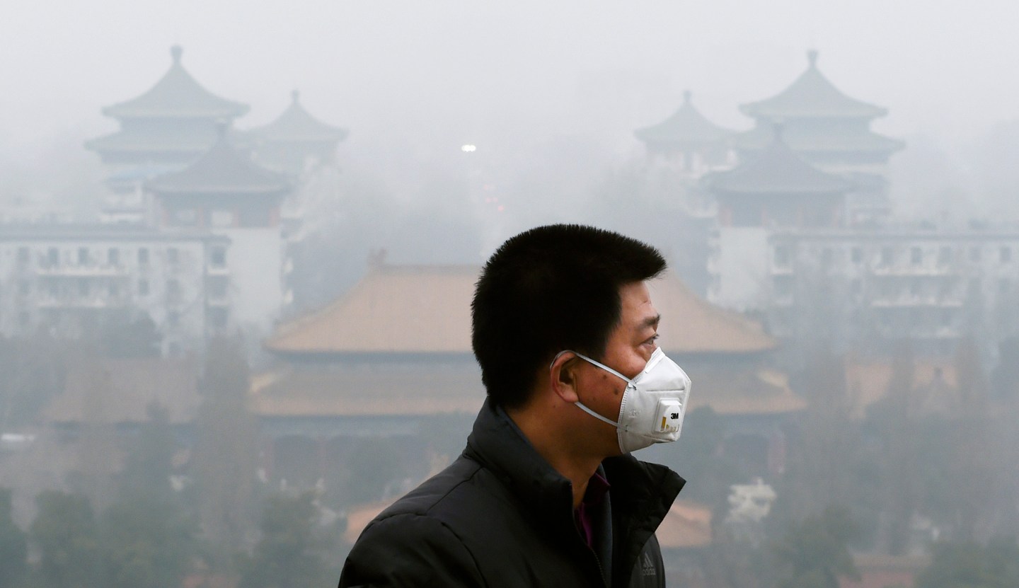 TOPSHOT-CHINA-COP21-CLIMATE-ENVIRONMENT-POLLUTION
