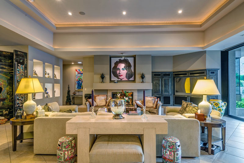 Elizabeth Taylor's living room.