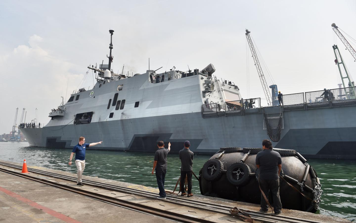 INDONESIA-US-NAVY-DIPLOMACY