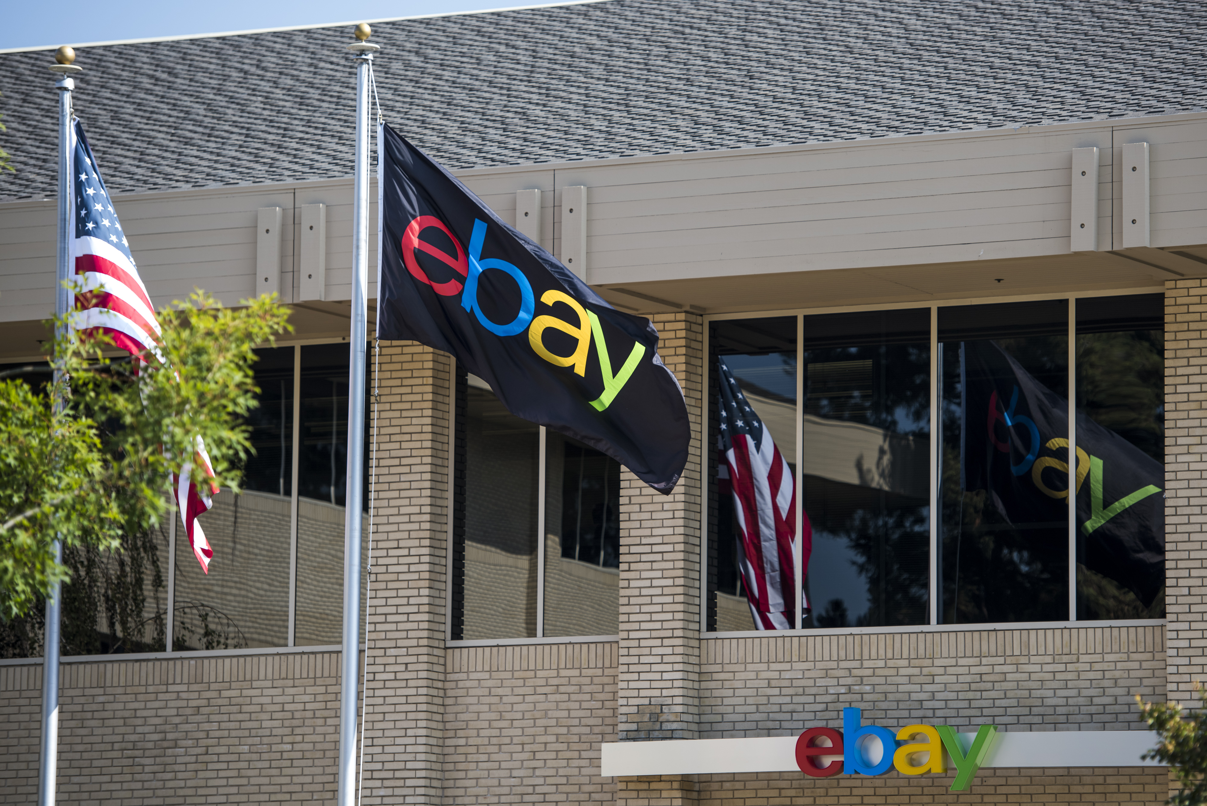 The eBay Inc. Campus Ahead Of Earnings Figures