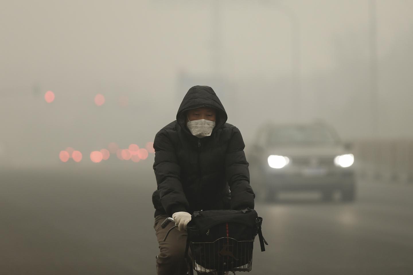 Beijing Blanketed In Heavy Smog
