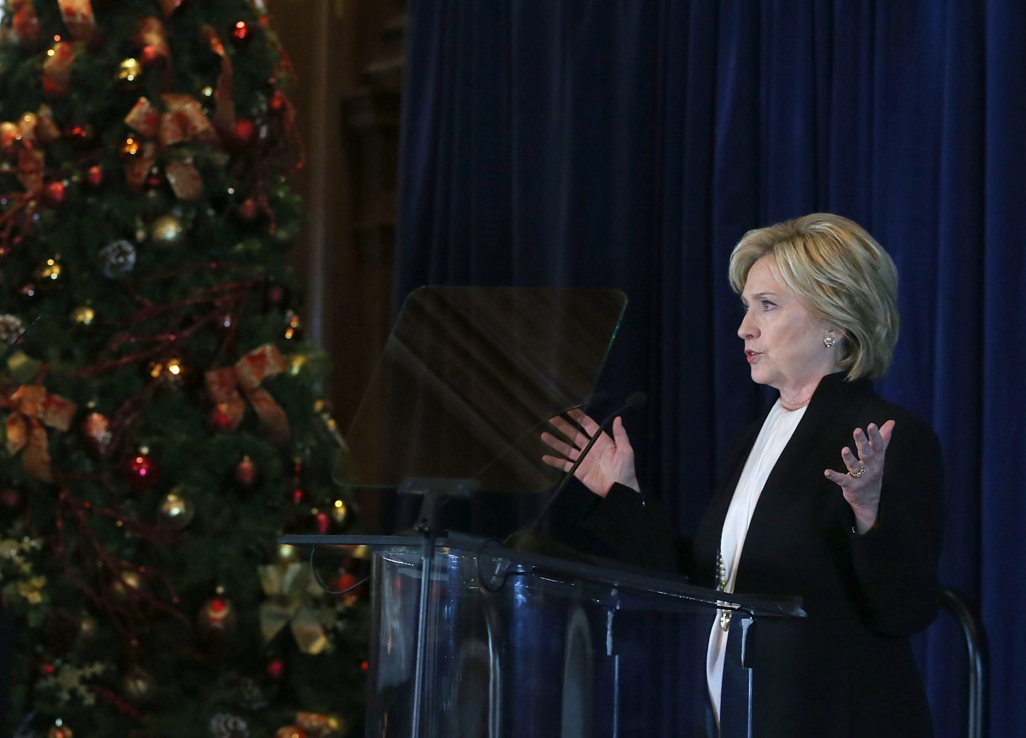 WASHINGTON, DC - DECEMBER 06: Democratic presidential candidate Hillary Clinton speaks about relations with Israel and the situation with ISIS at the Willard Hotel, December 6, 2015 in Washington, DC. Clinton addressed guests gathered at the Brookings 2015 Forum. (Photo by Mark Wilson/Getty Images)