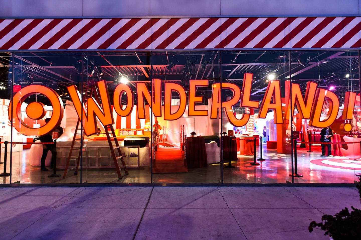 TARGET: WONDERLAND