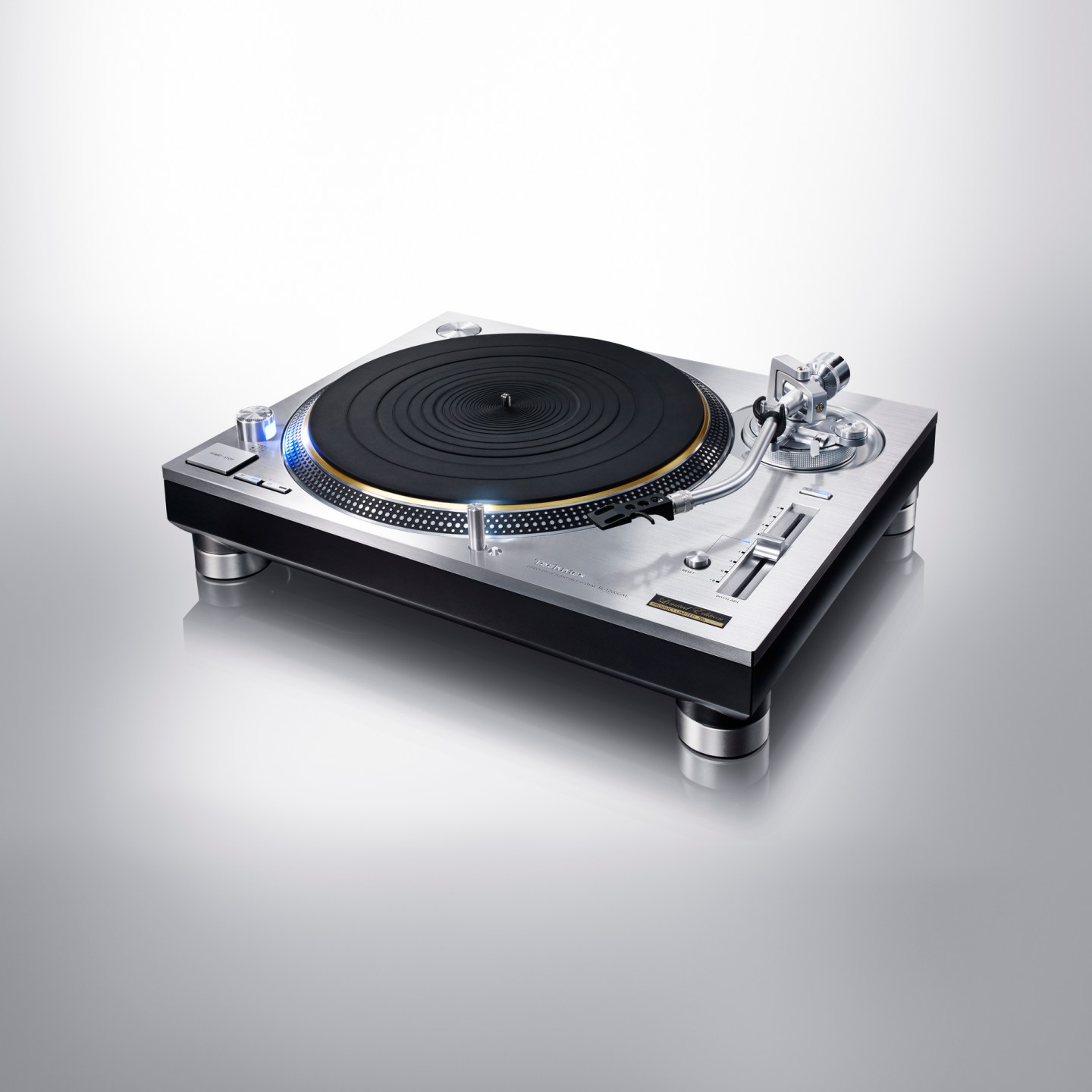 Technics turntable SL-1200