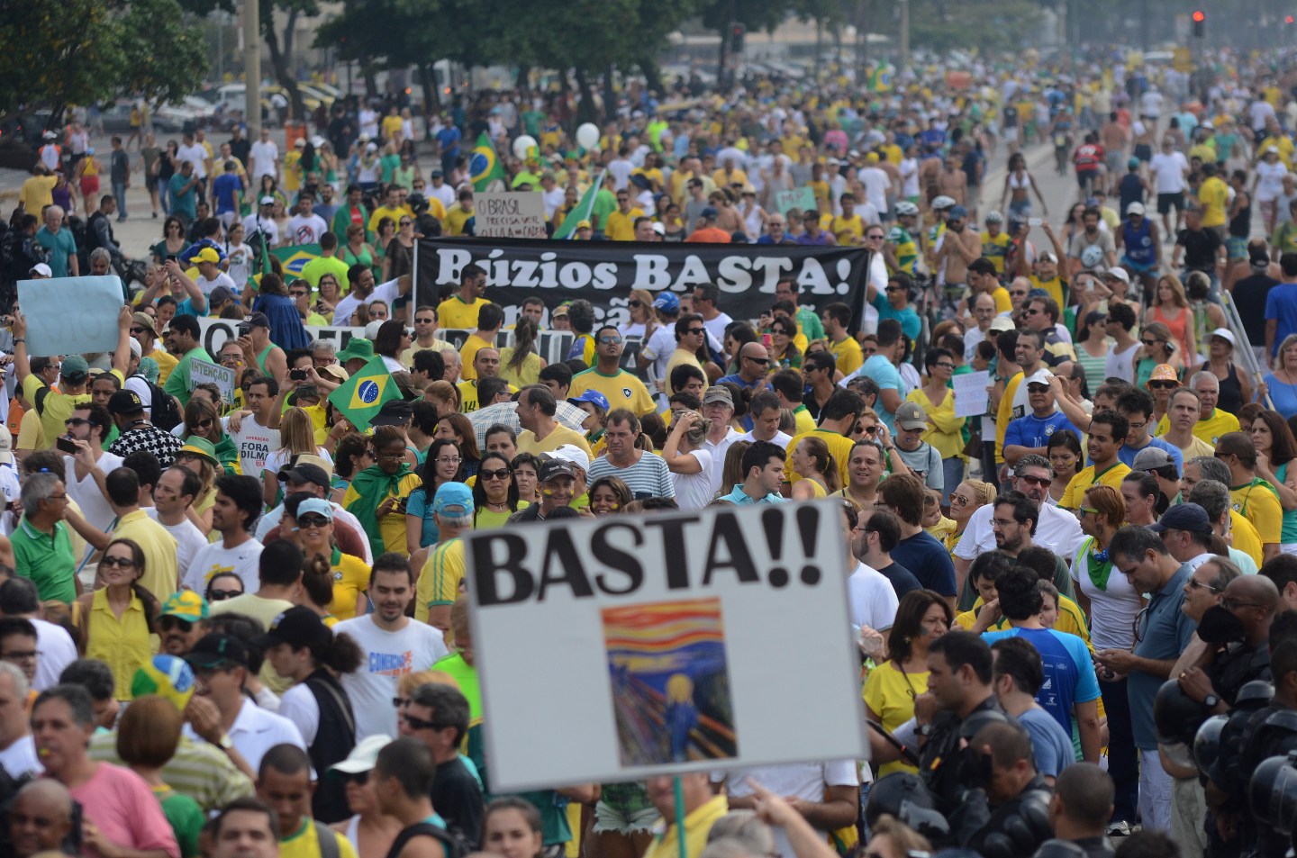 Approximately 25 thousand people, according to organizers,