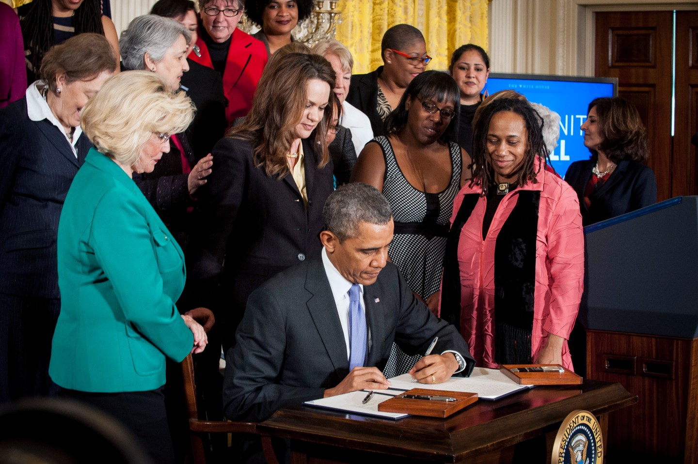 President Obama To Sign Order On Pay Equality