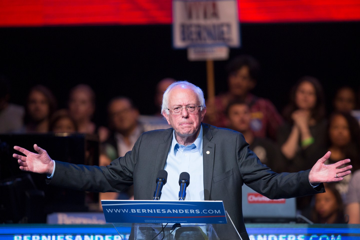 Bernie Sanders Hosts LA Fundraising Reception