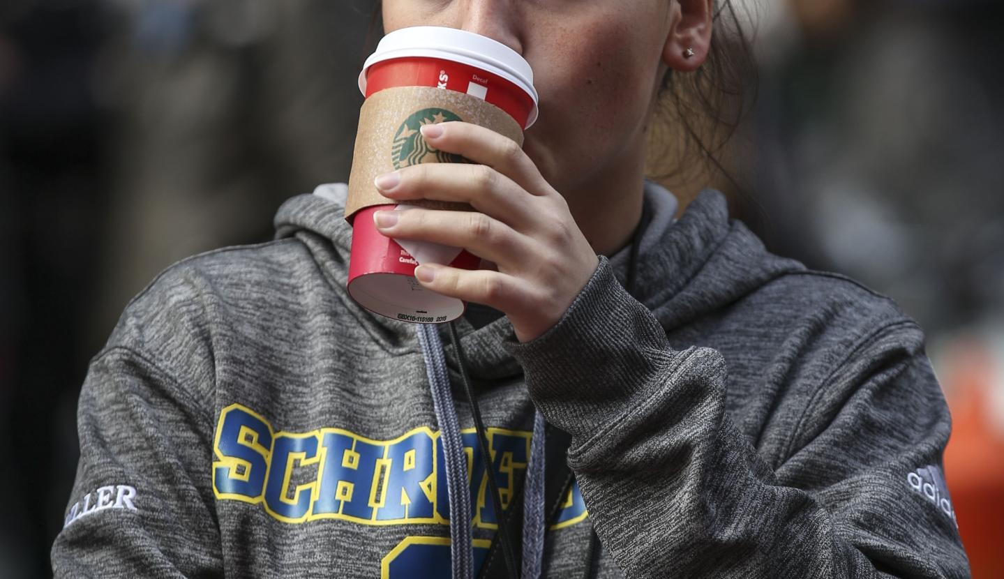 Starbucks' plain red holiday cups stir up controversy