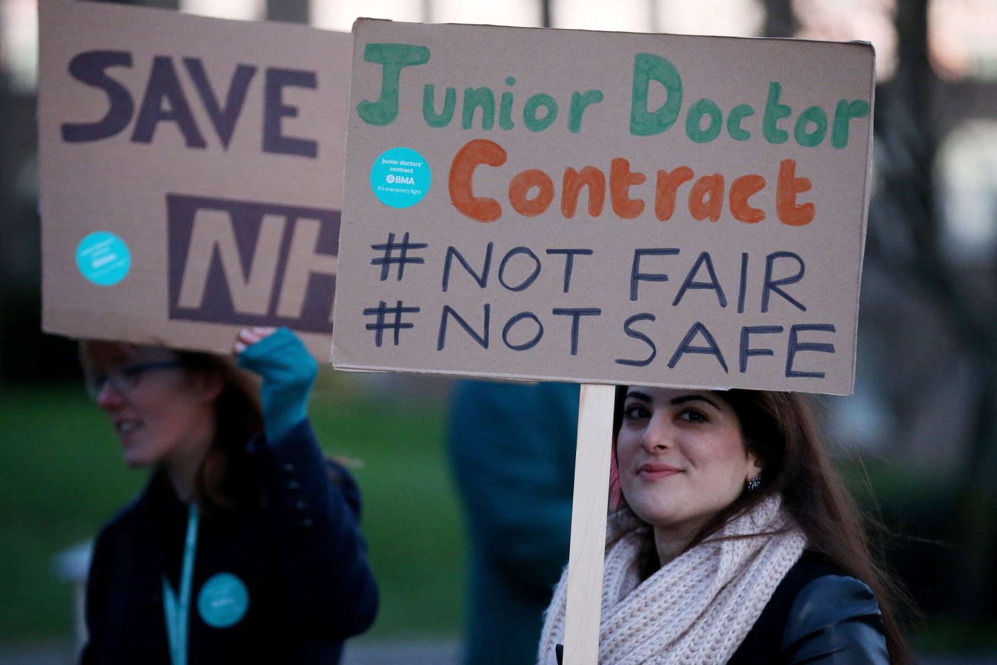 Junior Doctors Stage 24 Hour Strike Across NHS In England