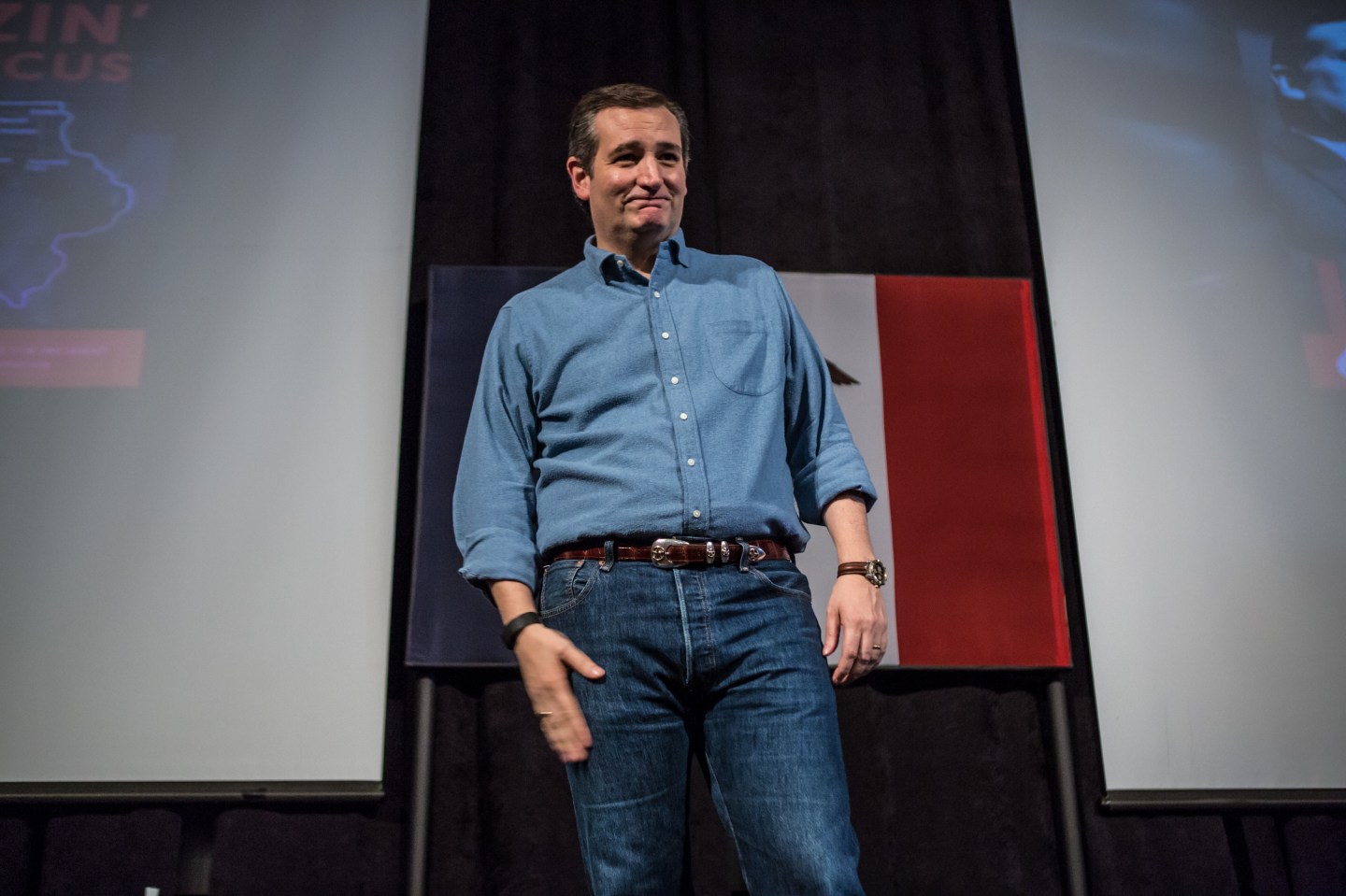 GOP Presidential Candidate Sen. Ted Cruz (R-TX) Campaigns Ahead Of Iowa Caucus