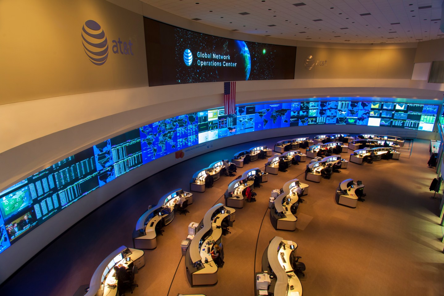 AT&amp;T’s Global Network Operations Center provides 24/7 monitoring of 9 million network elements in real time The GNOC processes approximately 1 billion calls, 2.5 billion text messages and 107 petabytes of data daily