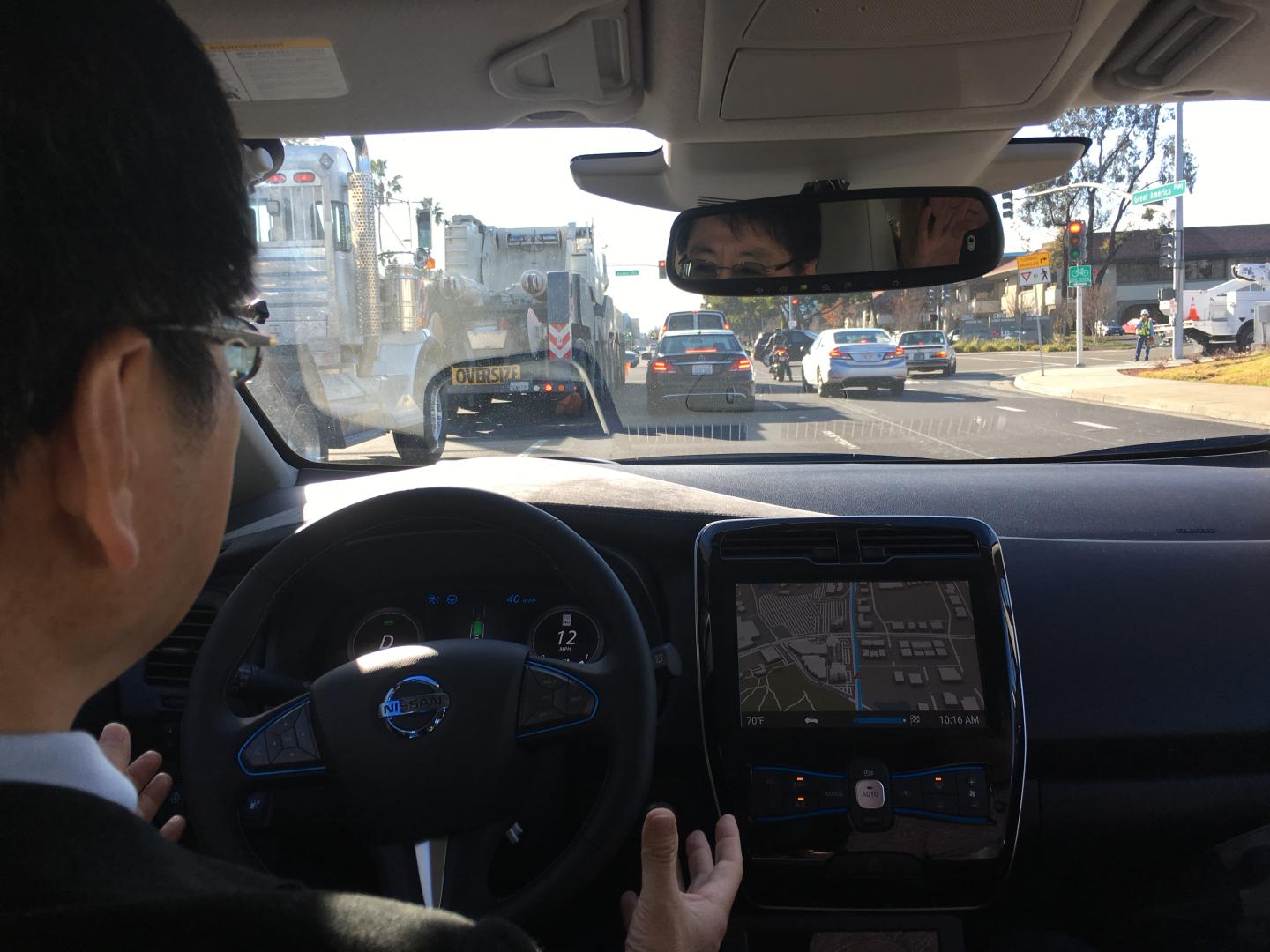 What It’s Like to Ride in Nissan’s Self-Driving Electric LEAF