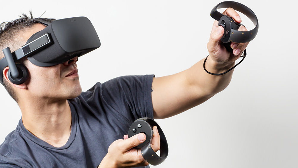 Facebook Delays Launch of Oculus Touch