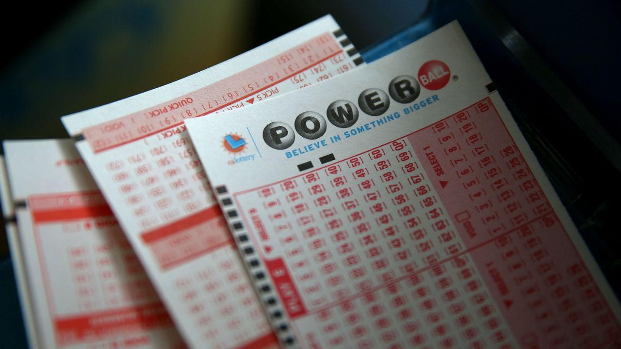 7 Things That Are More Likely to Happen Than You Winning Powerball