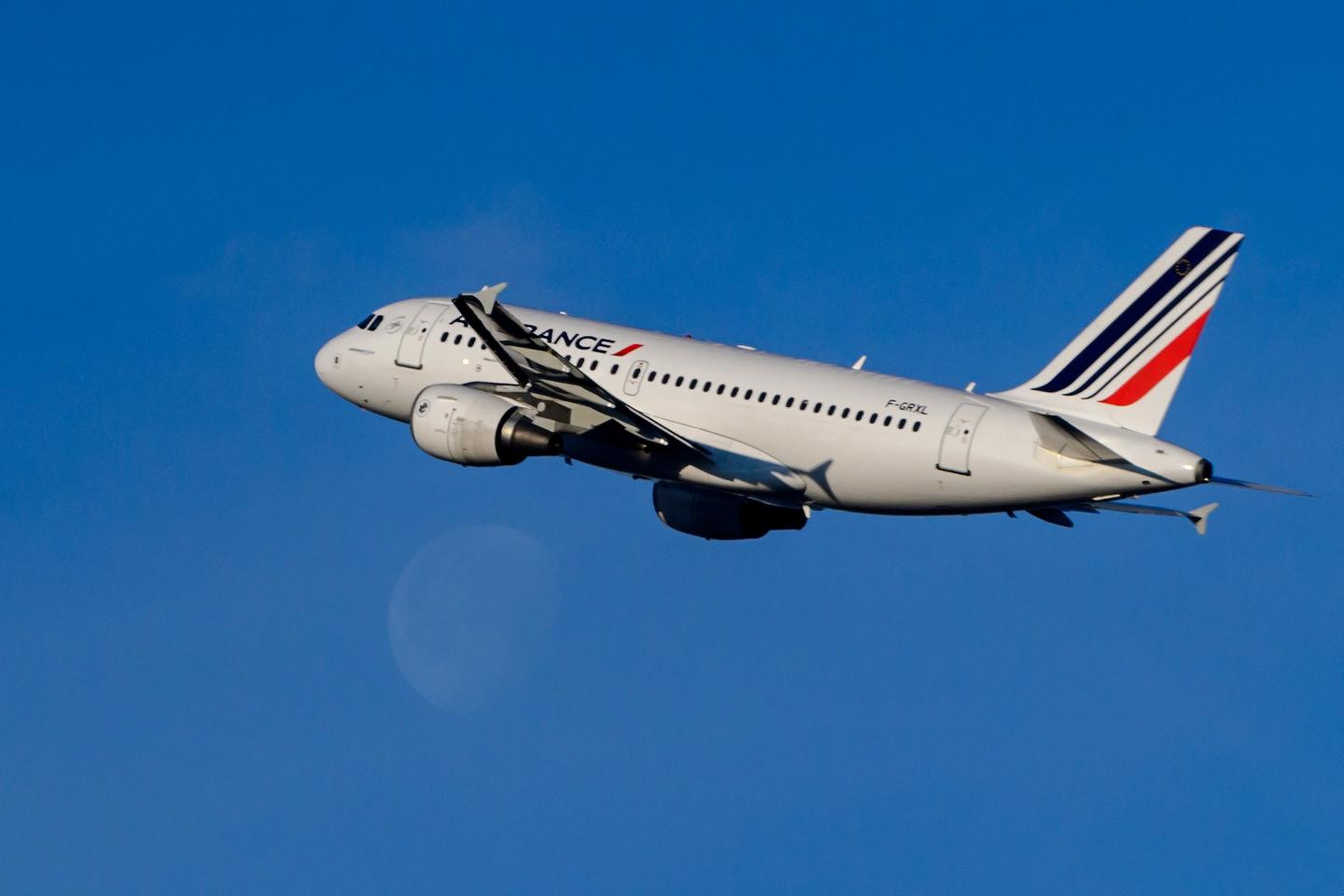 SWITZERLAND-IATA-AIRLINE-BUSINESS-EARNINGS