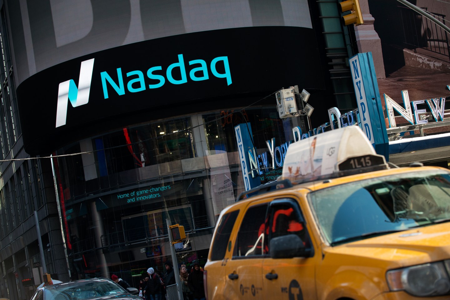 NASDAQ Climbs Above 5000 Points For First Time In 15 Years