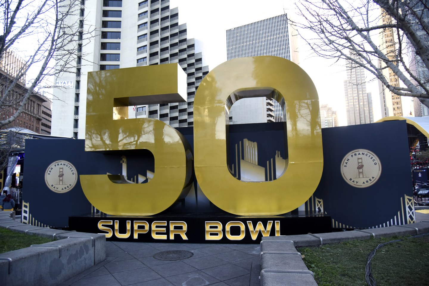 Aloe Blacc Performs Opening Night Free Concert At Super Bowl City