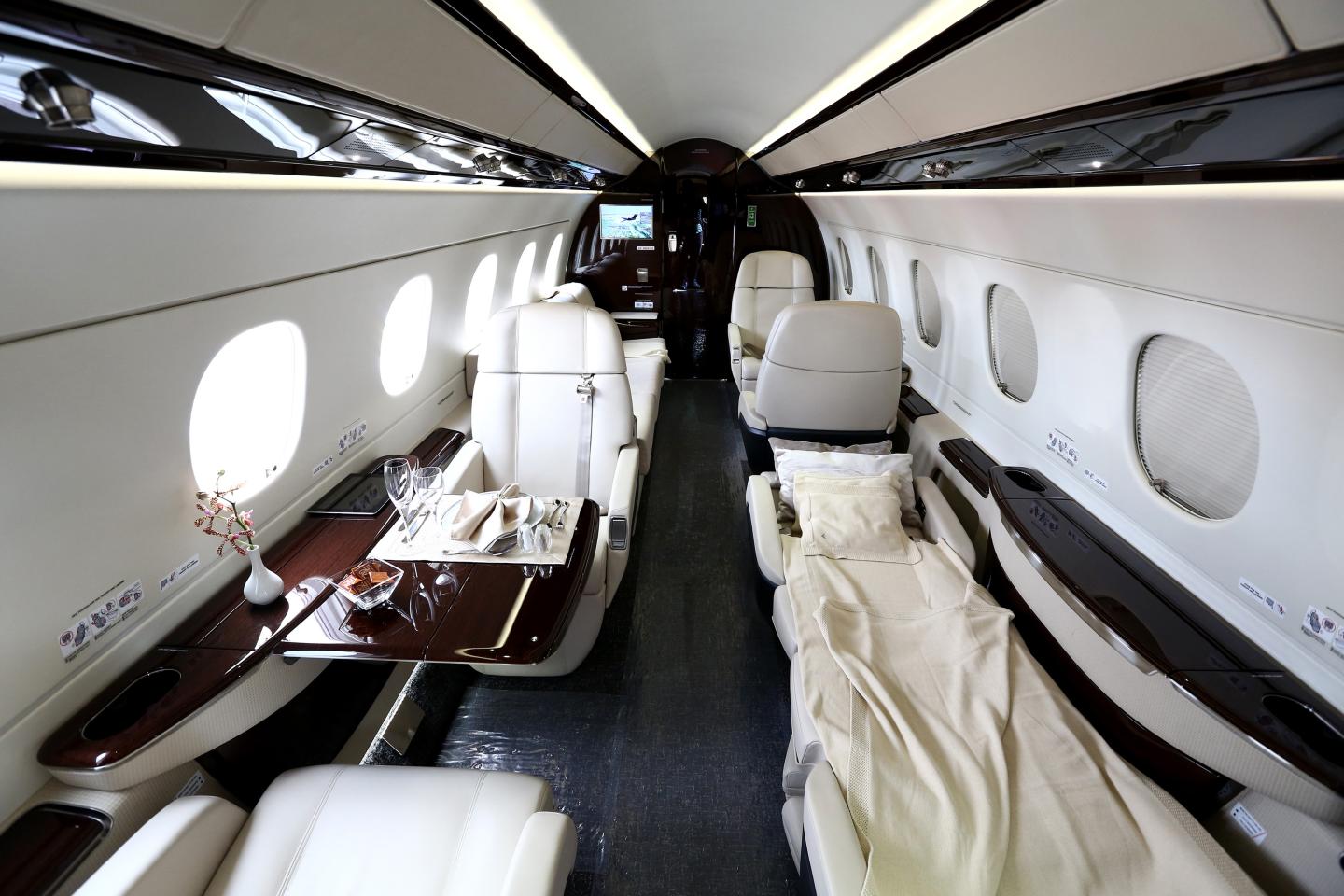 Aircraft Displays And Key Speakers At Singapore Airshow