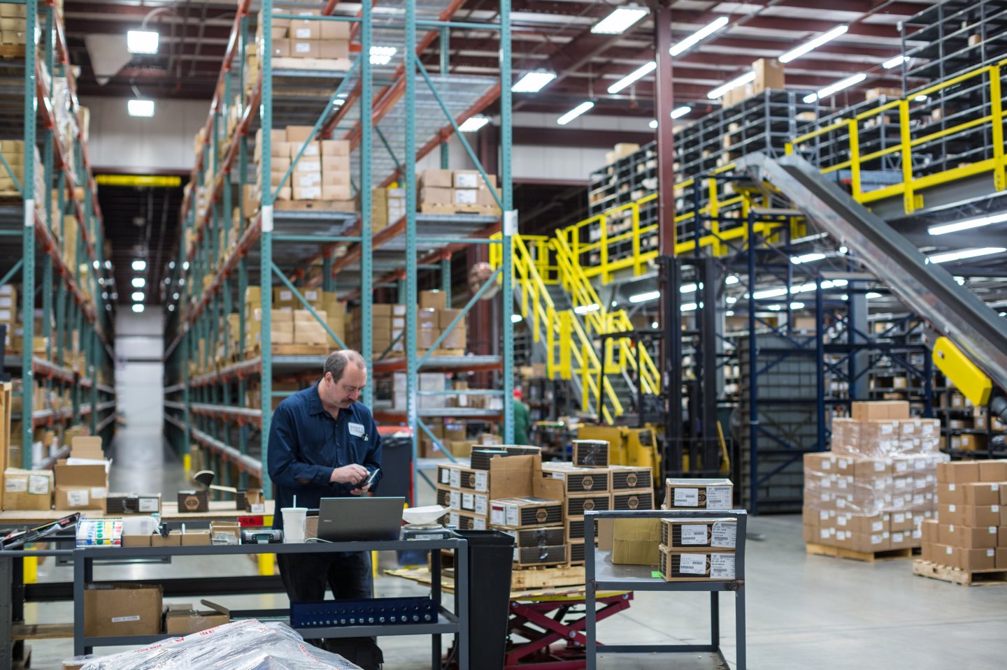 Field Fastener - Best Workplace Manufacturing Production