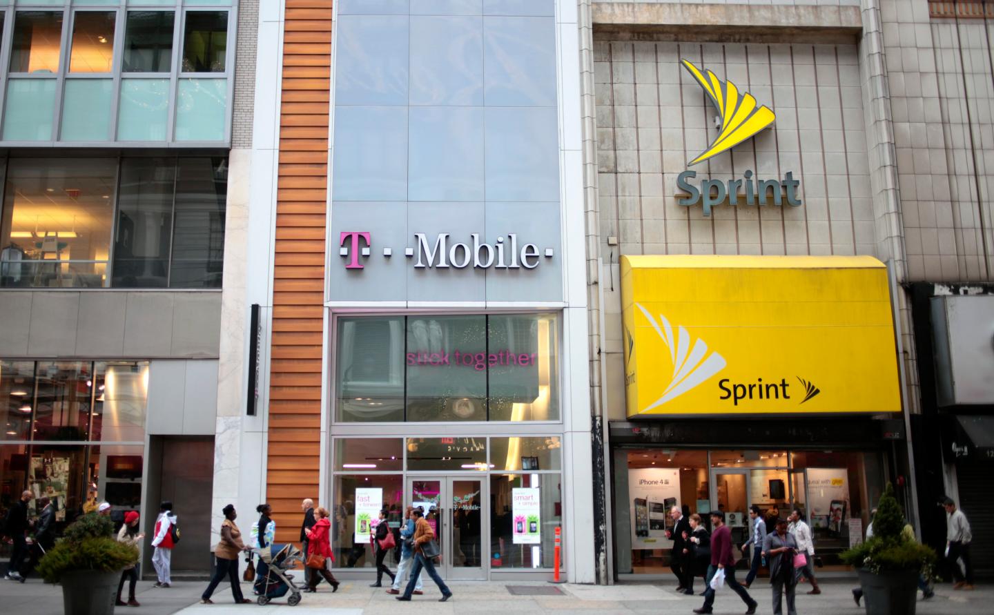 T-Mobile USA Boosts Customers as Takeover by AT&amp;T Drags On