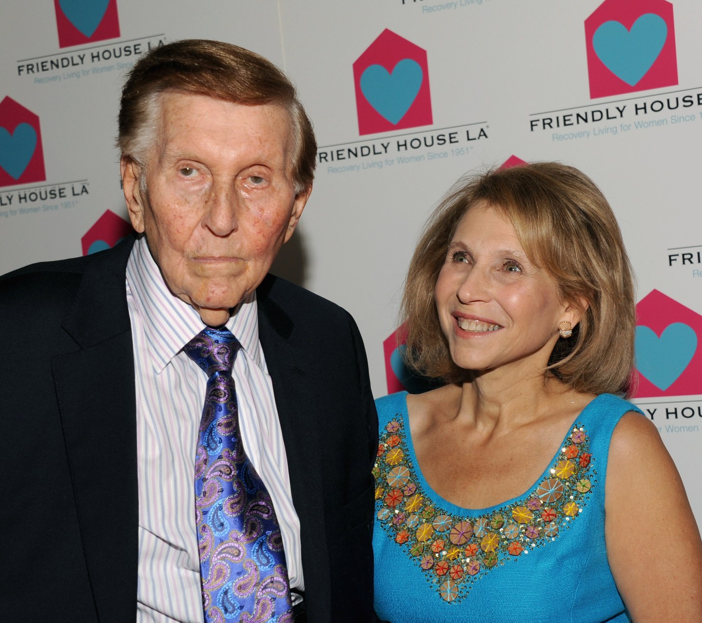 BEVERLY HILLS, CA - OCTOBER 27: Chairman CBS/Viacom Sumner Redstone and Shari Redstone attend Friendly House LA Annual Awards Luncheon Gala at The Beverly Hilton Hotel on October 27, 2012 in Beverly Hills, California. (Photo by Mark Sullivan/WireImage)